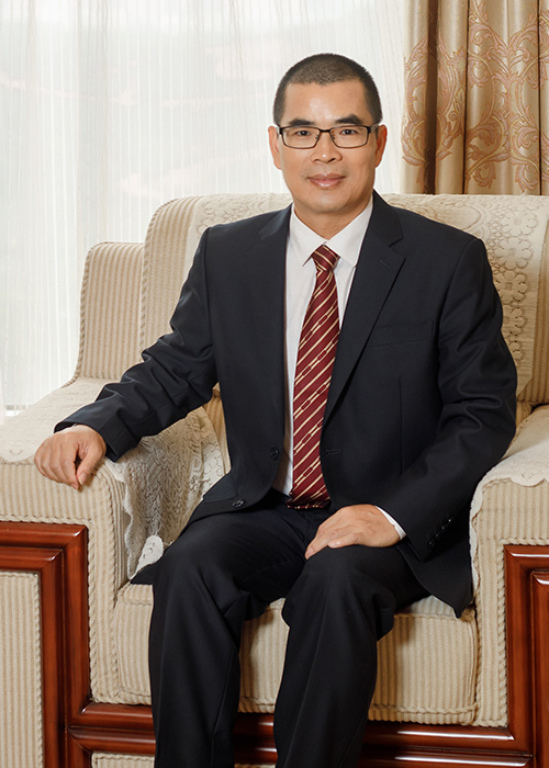 温志芬 现任j9国际集团集团股份有限公司董事长